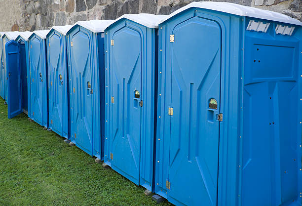 Best Standard Portable Toilet Rental  in Waverly, TN